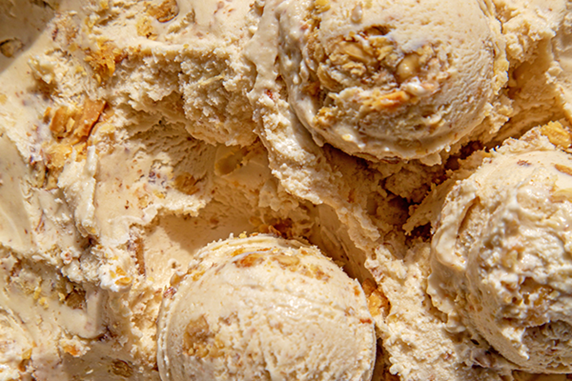 Best of Cleveland: Classic Cleveland Ice Cream Parlor, Malley's Chocolate Shoppe & Ice Cream Parlor vs. Mitchell's Ice Cream