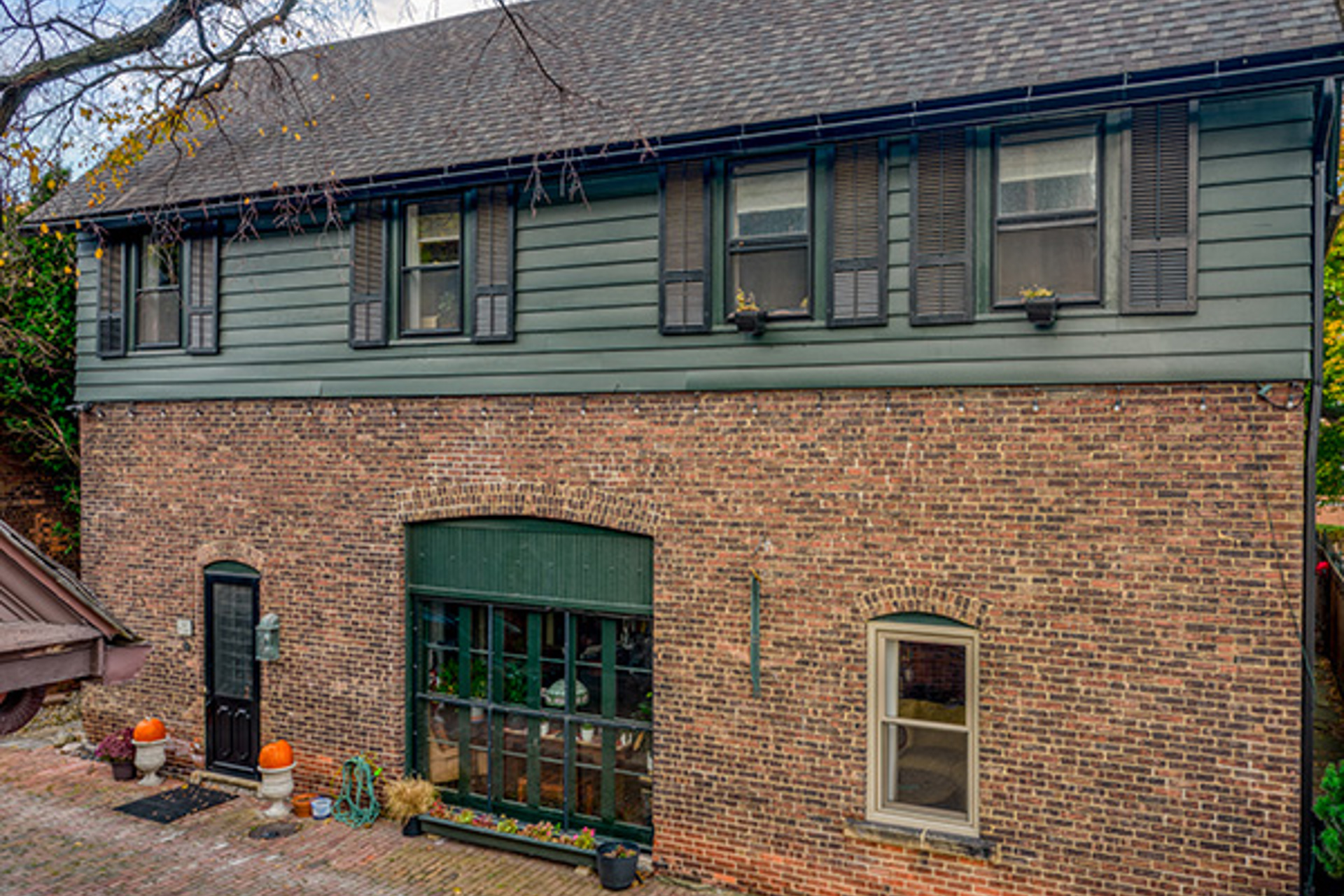 This Cleveland Heights Abode Used to House Horse-Drawn Carriages