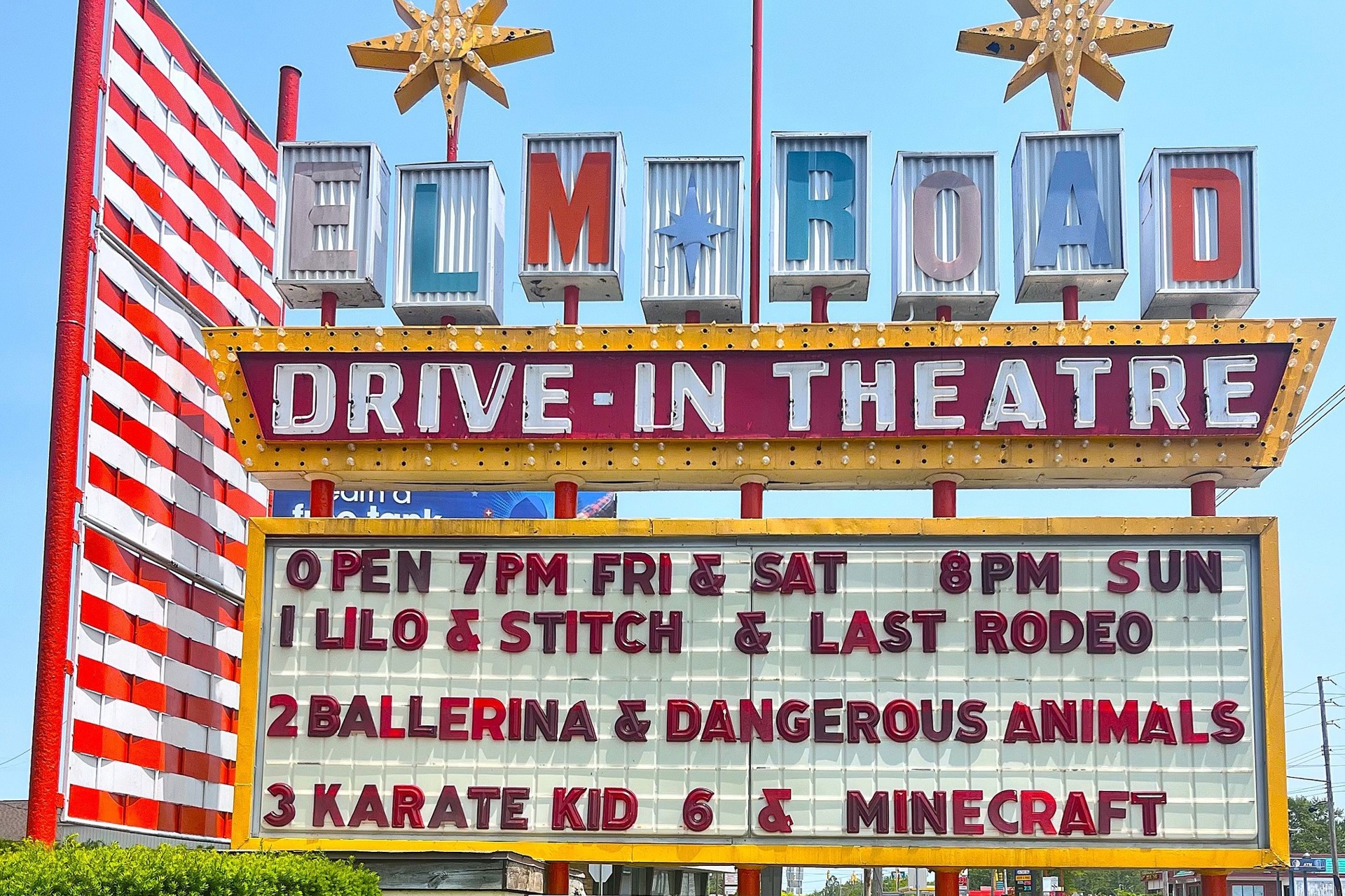 Where the Big Screen Meets Small Town Charm: A Guide to Northeast Ohio’s Drive-In Theaters